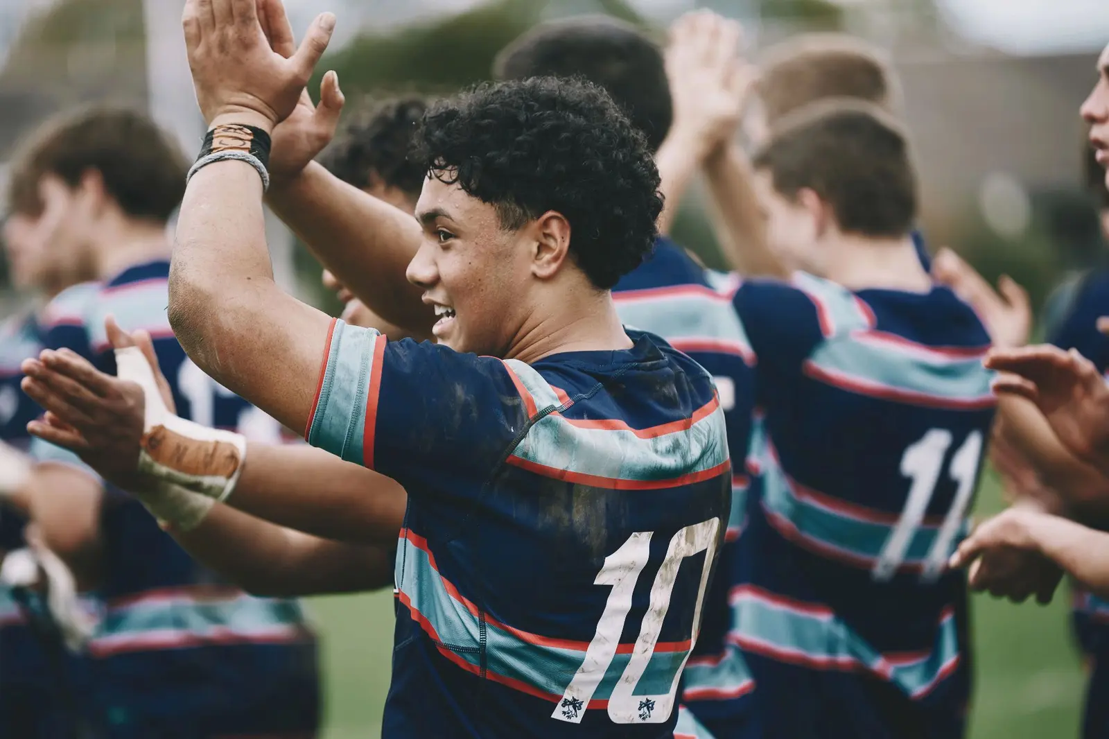 Jugadores de rugby festejando